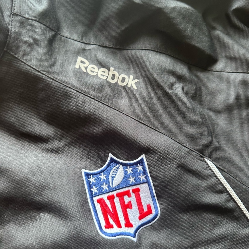 NFL Reebok Black Windbreaker Jacket​​​ - Picture 2 of 3